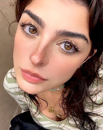 Full leaked Aruuu private onlyfans photo
