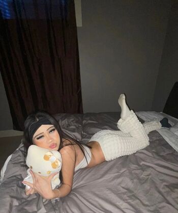 Full leaked Asia luxx private onlyfans photo
