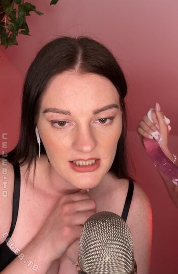 ASMR Janina