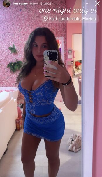 Ava Arcesi