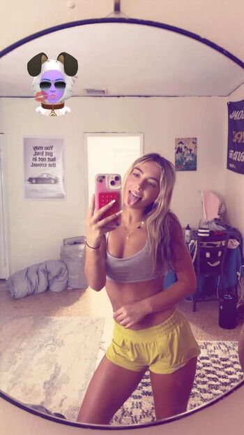 Ava Nucci