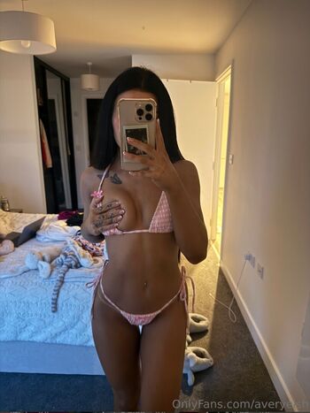 Full leaked Aviezhou page private onlyfans photo