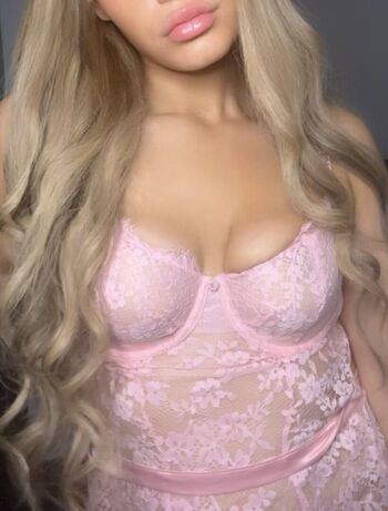 Full leaked Awmina private onlyfans photo