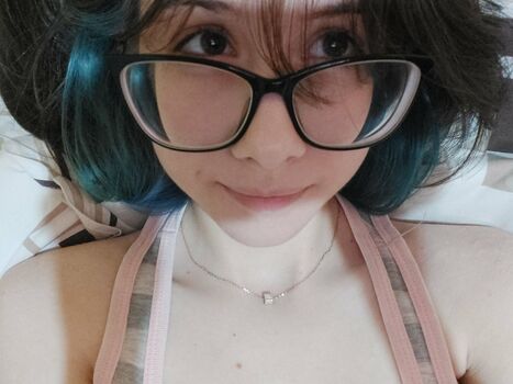 Full leaked Angel lil/ private onlyfans photo