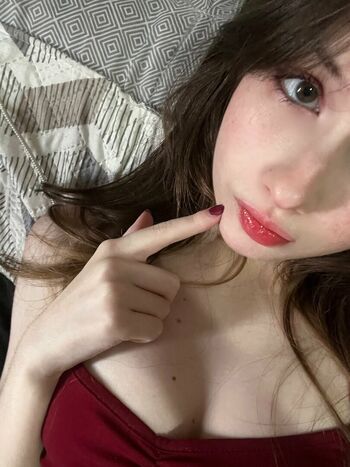 Full leaked Yuuhuia/ private onlyfans photo
