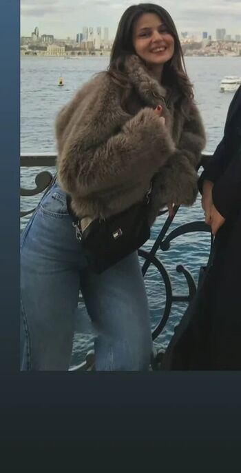 aycicekmeltem
