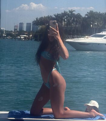Full leaked Babipetite private onlyfans photo