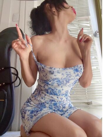 Bai Ling