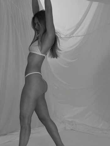 Bar Refaeli