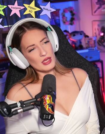 BasicWitGirl