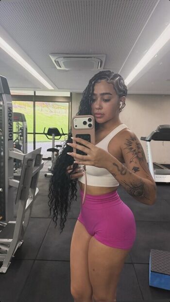 Beca Barreto