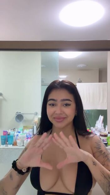 Beca Barreto