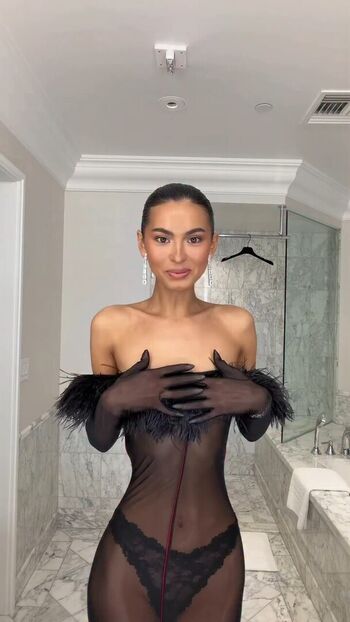 Full leaked Beca michie page private onlyfans photo