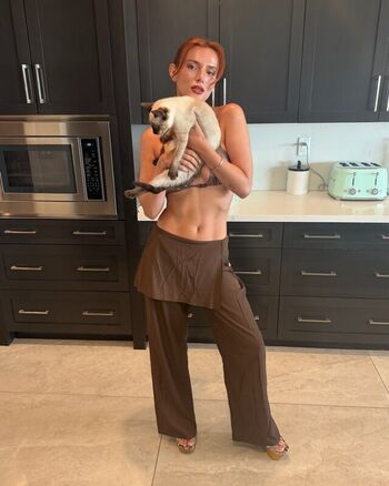 Bella Thorne