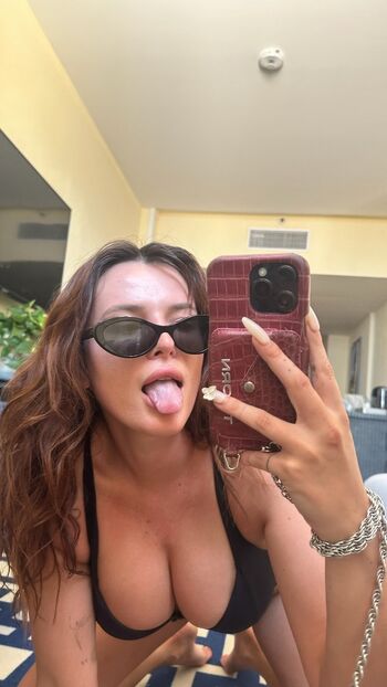 Full leaked Bella thorne  page private onlyfans photo