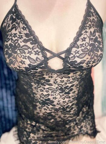BlaireTheBustyMilf