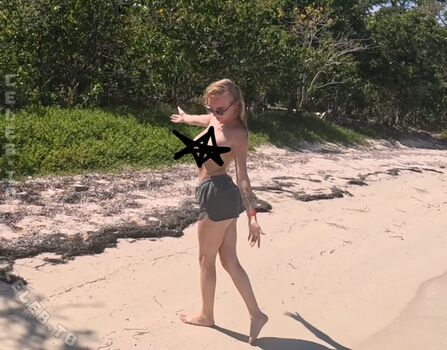 Full leaked Blonde vivi private onlyfans photo