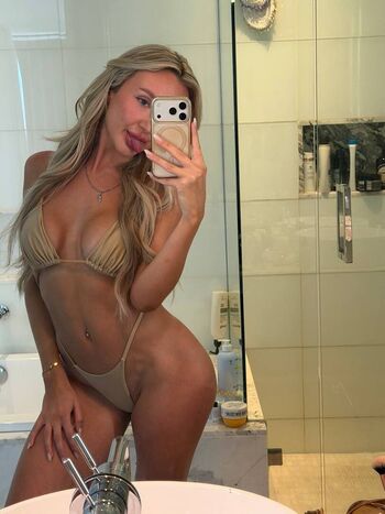 Full leaked Blondecpl private onlyfans photo