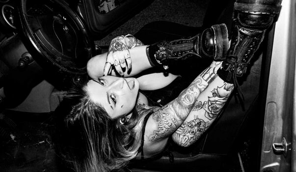 Full leaked Blondesplittongue private onlyfans photo