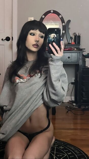Bluntghoul