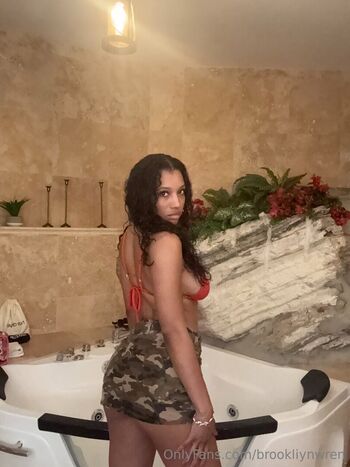 Brookliyn Wren