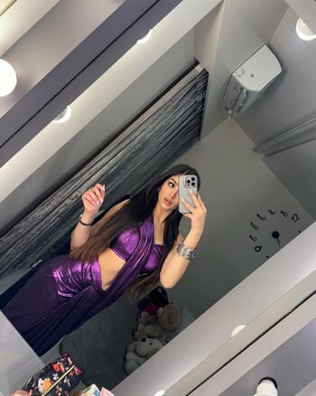 Full leaked Brown baddies private onlyfans photo