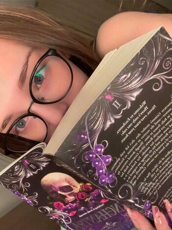 BunnyGirlBree