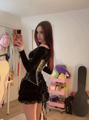 BunnyGirlBree