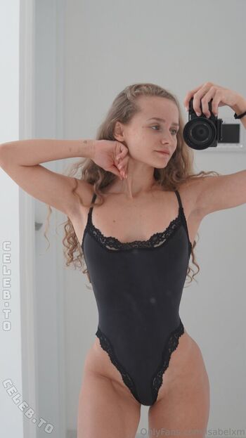 Full leaked By isabelyvonne  page private onlyfans photo