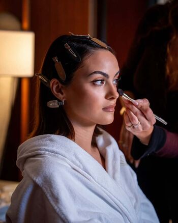 Camila Mendes