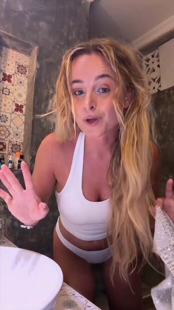 Full leaked Camille lv private onlyfans photo
