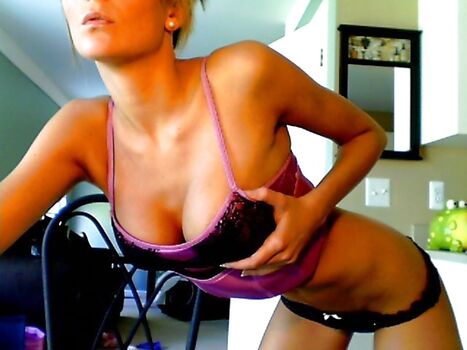 Full leaked Camwithher kylie page private onlyfans photo