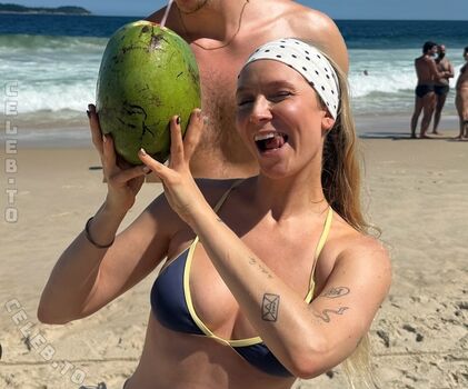 Full leaked Caramella private onlyfans photo