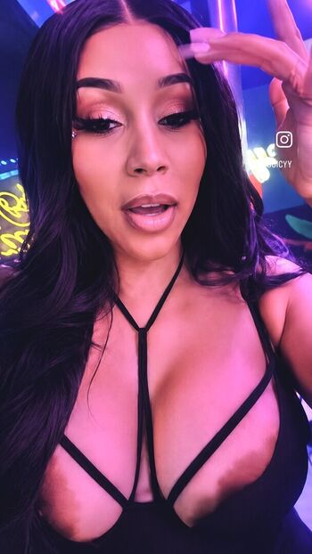 Full leaked Cardi b private onlyfans photo