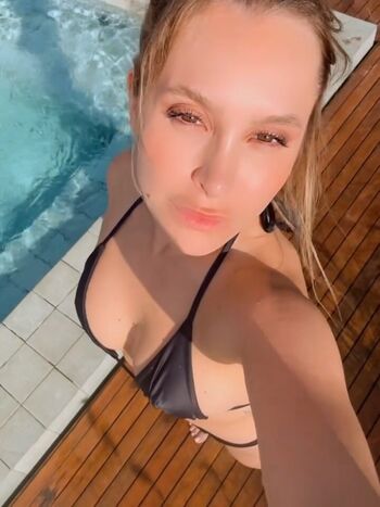Carla Diaz