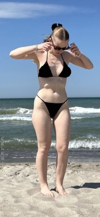 Full leaked Carla zombek private onlyfans photo