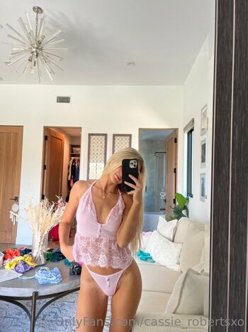 Full leaked Cassie and chloe roberts  page private onlyfans photo