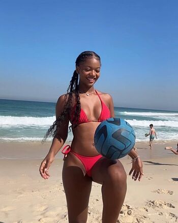 Cecília Chancez
