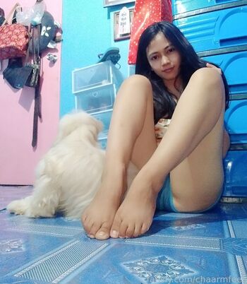 chaarmfeet