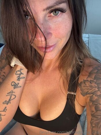 Charleexxxrose