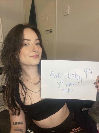 cheekyavie