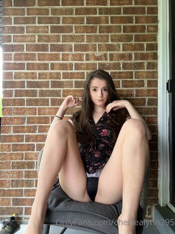 Chelsealynn295