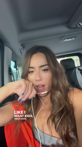 Chloe Bennet