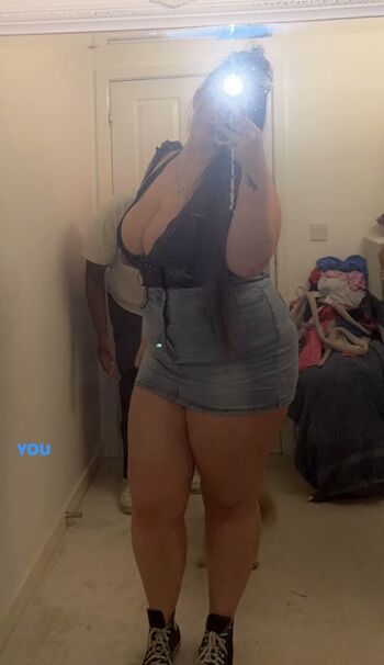 Full leaked Chloe carter page private onlyfans photo