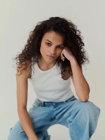 Chloe Lea
