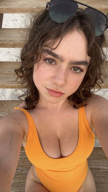 Chloe Reynolds