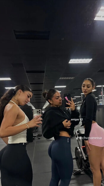 Chvzvanessa
