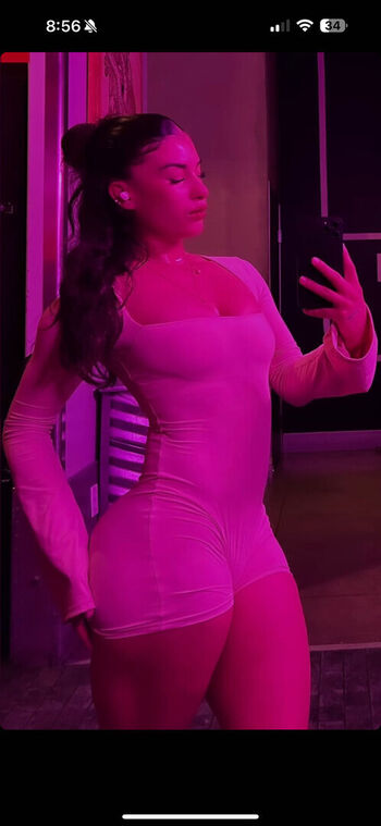 Chvzvanessa