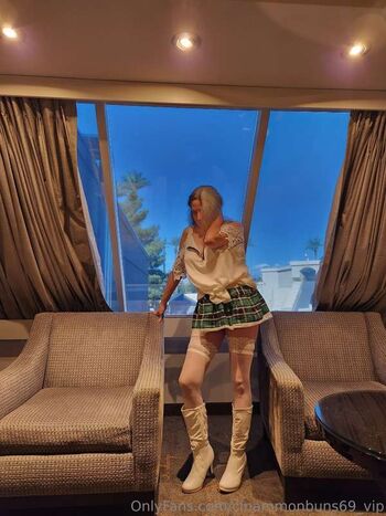CinammonBuns69_VIP