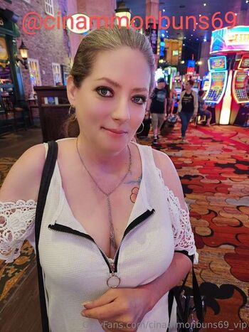 CinammonBuns69_VIP